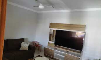 Imagem 3: Sobrado com renda ao lado