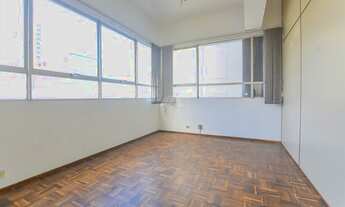 Imagem 2: Escritório para venda possui 98 metros quadrados em Centro - Curitiba - PR