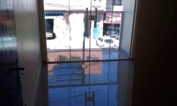 Imagem 3: ATENÇÃO! Urgente! Vendo lindo apartamento 2Quartos! C/varanda! Porcelanato! Ac.Carro!