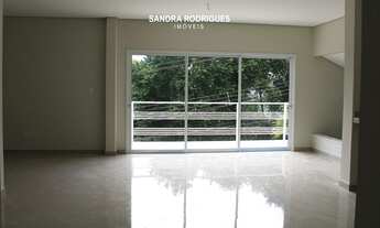 Imagem 2: Casa de Condomínio com 3 Suítes à Venda em Arujá Hills III, 250 m²