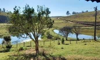 Imagem: Fazenda/sítios/chácaras com 3 dormitórios