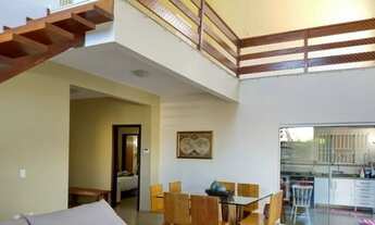 Imagem 7: Averbado! lindo, espaçoso e a poucos metros da praia, esse sobrado irá te surpreender!