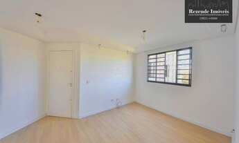 Imagem 3: Apartamento com 3 dormitórios à venda, 58 m² por R$ 215.000 - Fazendinha - Curitiba/PR
