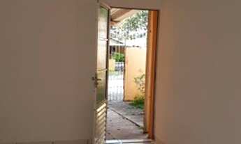 Imagem 2: Casa com 2 Quartos, 70 m² - venda por R$ 330.000 ou aluguel por R$ 1.250/mês - Conjunto Re