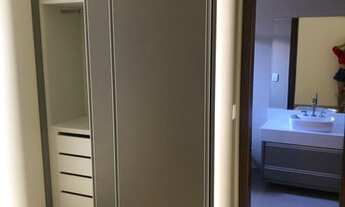 Imagem 2: Casa de condomínio para venda possui 205 metros quadrados com 3 quartos