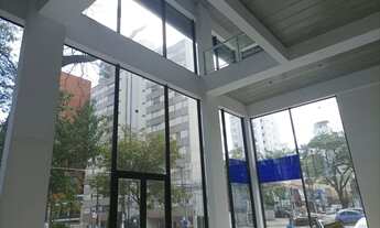 Imagem 5: Loja em Moema, de esquina. Grande visibilidade com 4 vagas