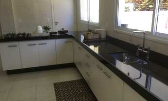 Imagem 5: Casa de condomínio para venda tem 580 metros quadrados com 4 quartos