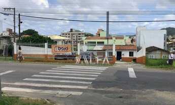 Imagem 3: Terreno frente a praia do Grant