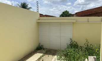 Imagem 3: Casa para venda possui 72 metros quadrados com 2 quartos em Luzardo Viana - Maracanaú - CE