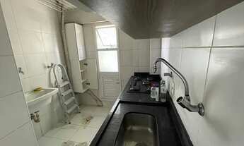 Imagem 7: Apartamento com 2 Quartos (sendo 1 suíte) com armários no Imbuí