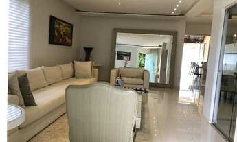 Imagem 4: Casa de condomínio para venda tem 405 metros quadrados com 4 quartos