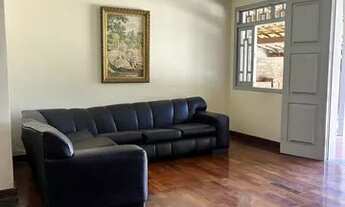 Imagem 2: Casa para venda tem 200 metros quadrados com 3 quartos em Moreira - Santa Luzia - MG