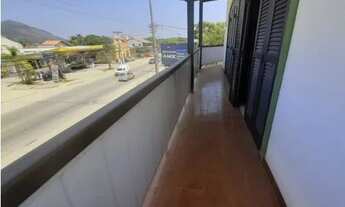 Imagem 6: Imóvel Comercial em Niterói, bairro Itaipu, 3 dormitórios, sendo 1 suíte, 6 banheiro, 2 va