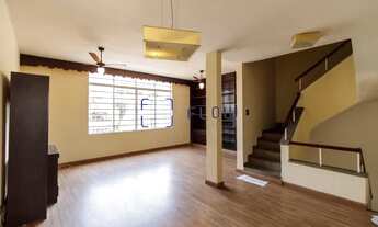 Imagem 2: Casa de 250m² com 4 dormitorios sendo 1 suíte e 2 vagas - Planalto