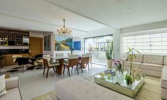 Imagem 2: Apartamento no bairro Água Verde- ARYA1