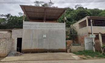 Imagem 5: Ponto comercial com quitinete, quintal e área de estacionamento