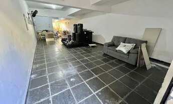 Imagem 5: Lindo Sobrado(SEMI-MOBILIADO) de 230m² com 03 Suítes + Edícula Sacada Churrasqueira e 05 V