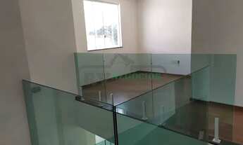 Imagem 6: )(- Excelente casa de alto padrão com 3 quartos em condomínio Nova Gramado em Grama