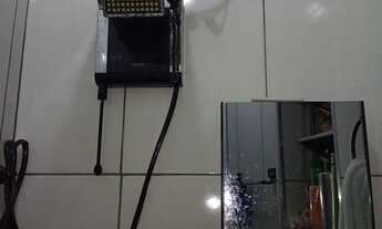 Imagem 6: Vende-se uma casa com 2 cômodos e um banheiro