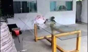 Imagem 7: Casa para venda com 210 metros quadrados com 2 quartos no Novo Aleixo - Conjunto Águas Cla