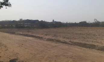 Imagem 2: Terreno, área pedra 90