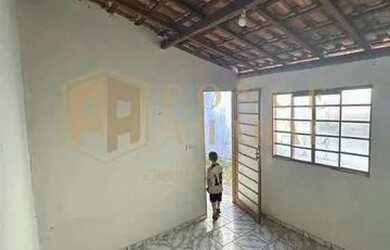 Imagem 3: Ótimo imóvel disponível para locação no bairro Otávio Rasi com 3 dormitórios com 2 vagas d