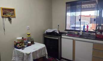 Imagem 2: Vendo casa 2 quartos rua 3 , 26 setembro,235mil lote 400 metros