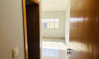 Imagem 3: Casa à venda - 3 Quartos (1 Suíte) - 199m² - Pontal Sul - Aparecida de Goiânia