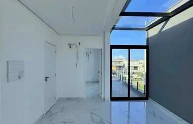 Imagem 8: Imóvel para aluguel e venda tem 370 metros quadrados com 5 quartos