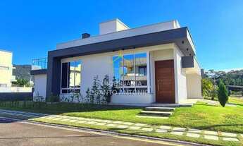 Imagem: Casa em Condomínio à venda, 3 quartos