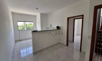 Imagem: Oportunidade - Casa Sobreloja - Conjunto