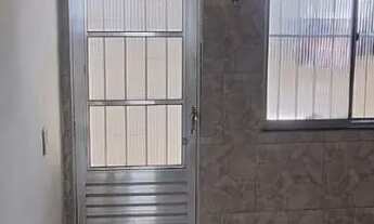 Imagem 5: Alugo casa duplex 02 quartos. Bairro: Ponto Chic, Nova Iguaçu/RJ