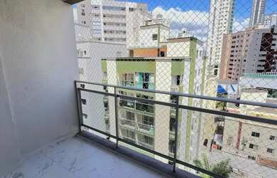 Imagem 2: Locação anual: 02 dorm. (01 suíte) // sacada // quadra mar