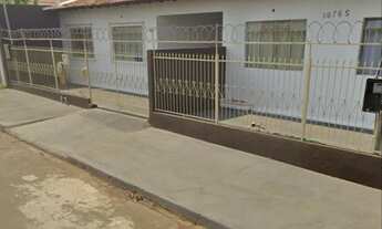 Imagem: Vendem-se 3 casas, cada uma com 80m², perfeitas