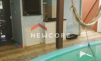 Imagem: Sobrado em rua Campo Largo - Itacolomi