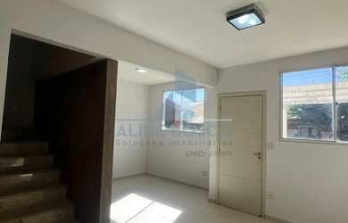 Imagem 2: Sobrado à venda no Condomínio Residencial Village Anchieta em Araraquara SP