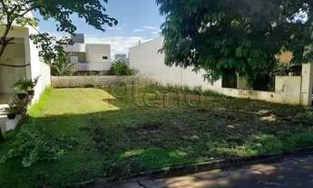 Imagem: Terreno à venda com 300m² no Parque Brasil