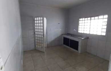 Imagem 5: QNM 40, casa 03 qtos (1suite