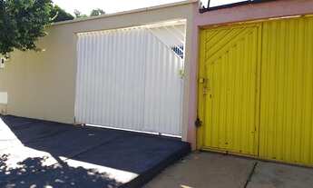 Imagem: Casa com entrada facilitada com 2 quartos