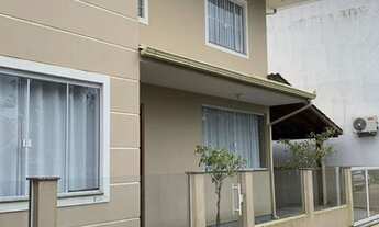 Imagem 2: SOBRADO LINDO, PRAIA DA PINHEIRA, PALHOÇA, FÉRIAS