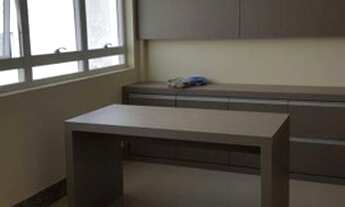 Imagem 6: Excelente sala comercial na Praia da Baleia toda montada