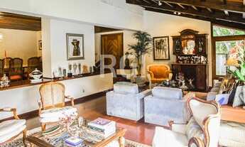 Imagem 6: CASA COM 534M2, 4 DORMITÓRIOS SENDO 2 SUÍTES E 4 VAGAS DE GARAGEM NO BAIRRO TRÊS FIGUEIRAS