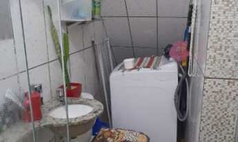 Imagem 7: 2 cômodos, não dá pra construir zap