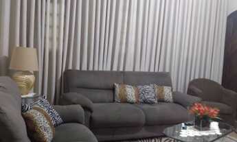 Imagem: Vendo sobrado com 210 de areia construída