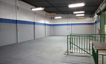 Imagem 12: Galpão para alugar, 216 m² por R$ 5.000,00/mês - Jardim Pinheiros - Valinhos/SP