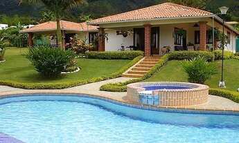 Imagem 5: Fazenda/Sítio/Chácara para venda possui 600 metros quadrados com 3 quartos