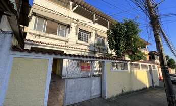 Imagem 4: VENDO CASA DE 3 ANDARES + TERRETO