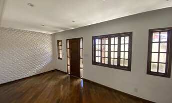 Imagem 4: Casa para venda tem 200 metros quadrados com 4 quartos em Coqueiros - Belo Horizonte - MG