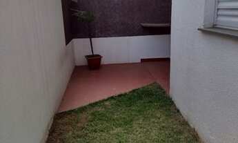 Imagem 3: Térreo com quintal, mobiliado