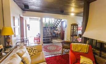 Imagem 3: EXCELENTE CASA COM PISCINA E VISTA GUAIBA 3 DORMITÓRIOS NO CRISTAL